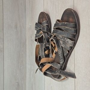 Farylrobin By Free People Women Gladiator Hobo boho Leather Sandals shoes sz 9